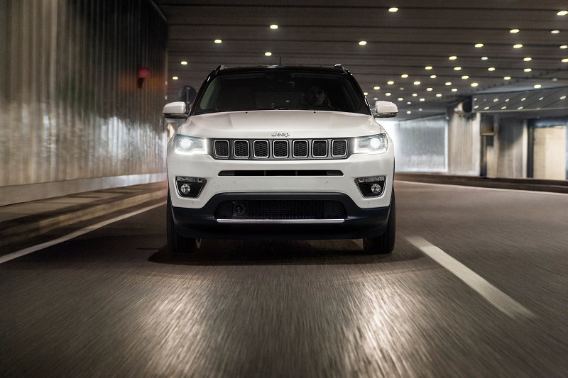 170307_Jeep_All-new-Jeep-Compass_02